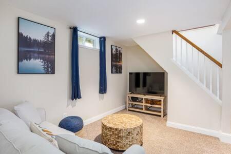 Harpers Ferry Cabin Hot Tub, Deck, Fire Pit, Wifi 외부 사진