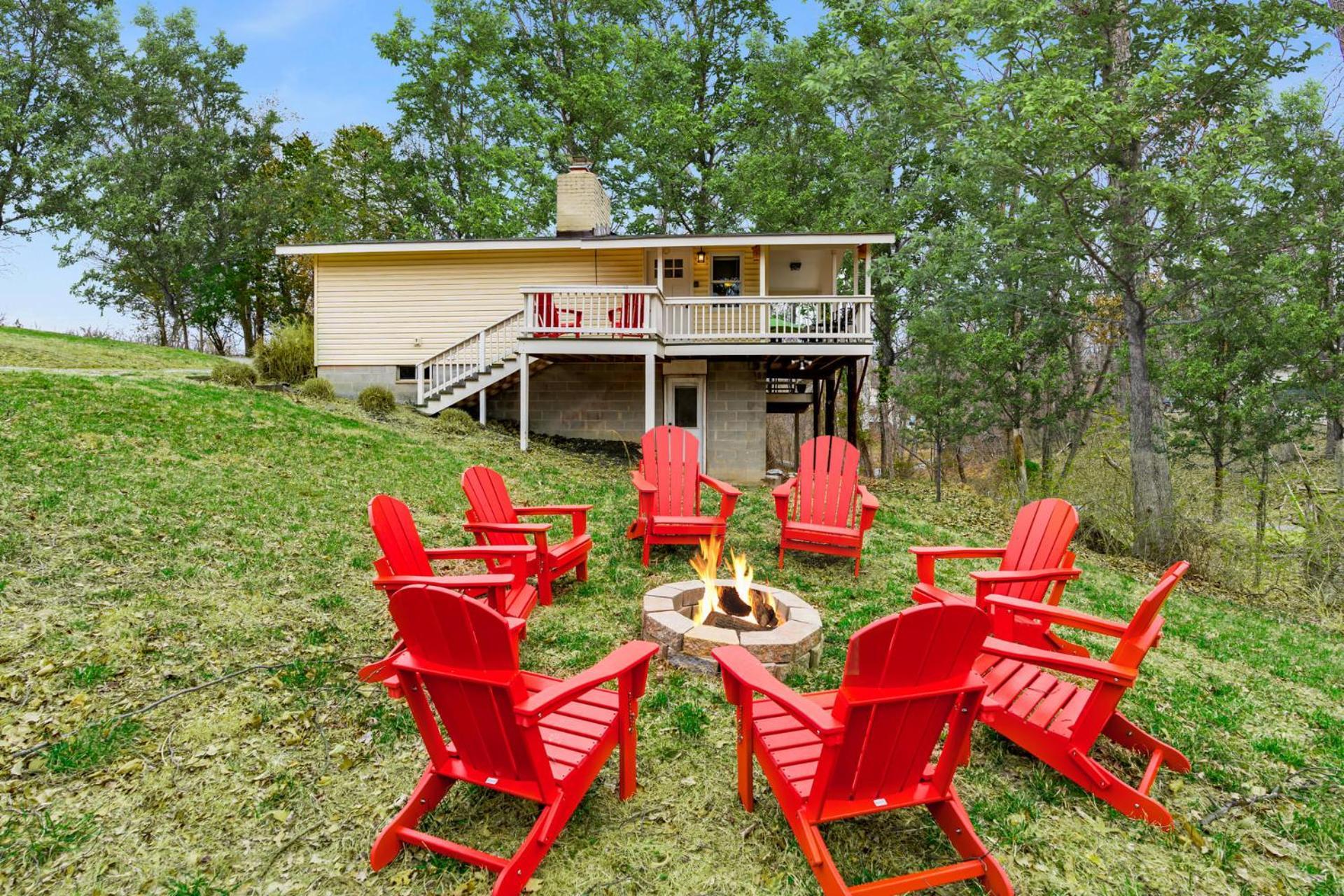 Harpers Ferry Cabin Hot Tub, Deck, Fire Pit, Wifi 외부 사진
